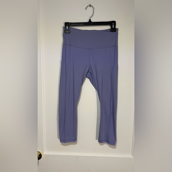 Athleta Ultimate Stash Pocket Capri Dusty Dusk Purple Leggings Small S - Picture 2 of 5